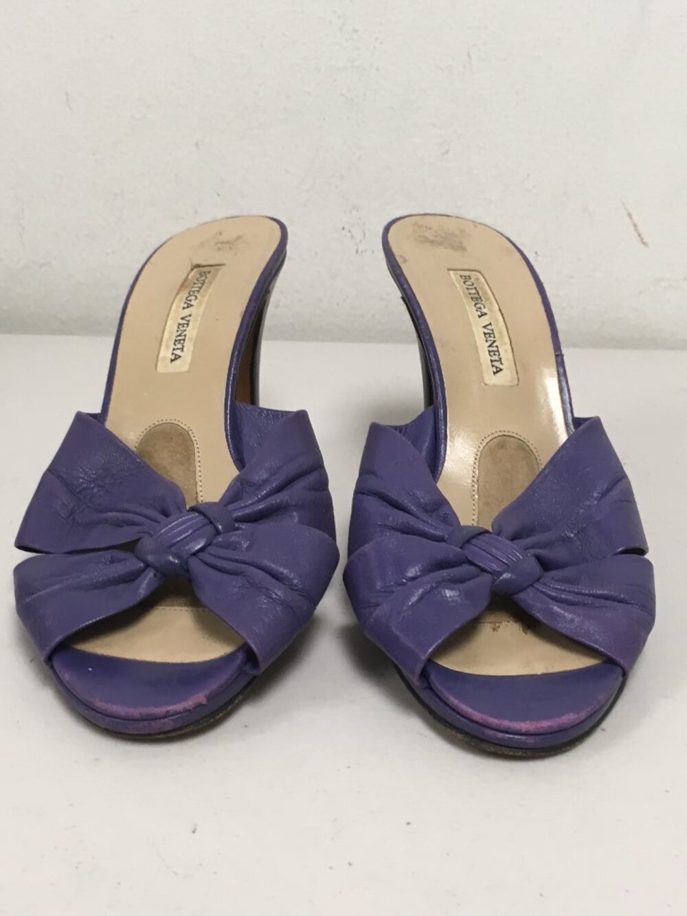BOTTEGA VENETA Italy PURPLE HEELS SLIDES Sandals peep toe leather 6 Vintage